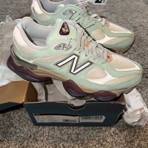NWB New Balance 9060 men 6.5 women 8 Mint Green Cream shoe Sneaker U9060GCA